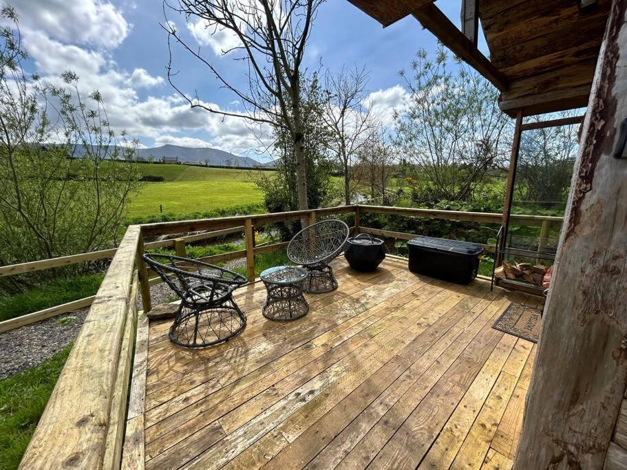 Riverside Cabin Limerick Junction Екстериор снимка