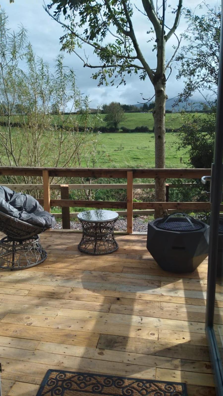 Riverside Cabin Limerick Junction Екстериор снимка